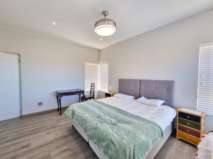 4 Bedroom Property for Sale in Onrus Western Cape